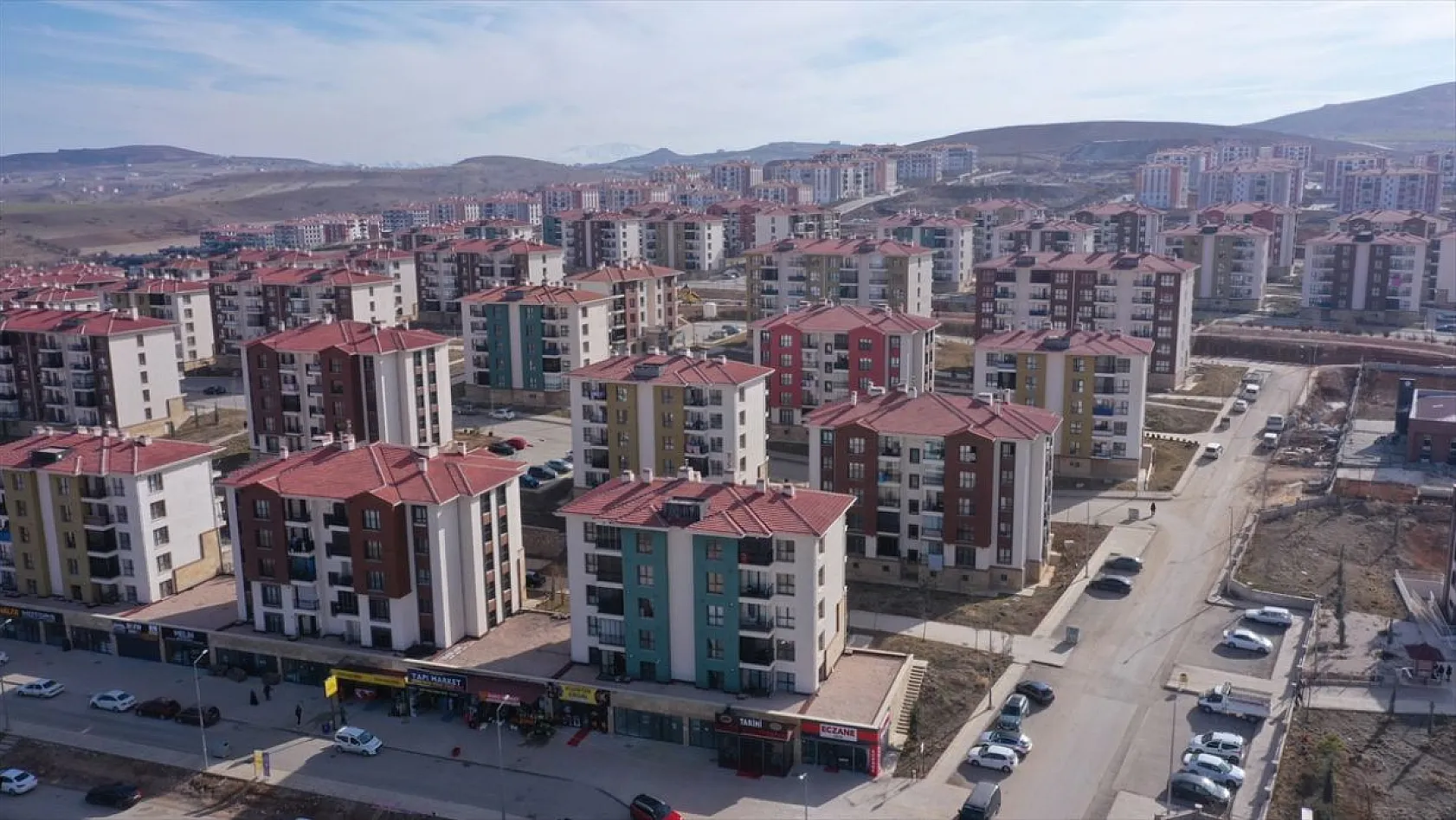 Elazığ'da 8 bin 834 konut hak sahiplerine teslim edildi