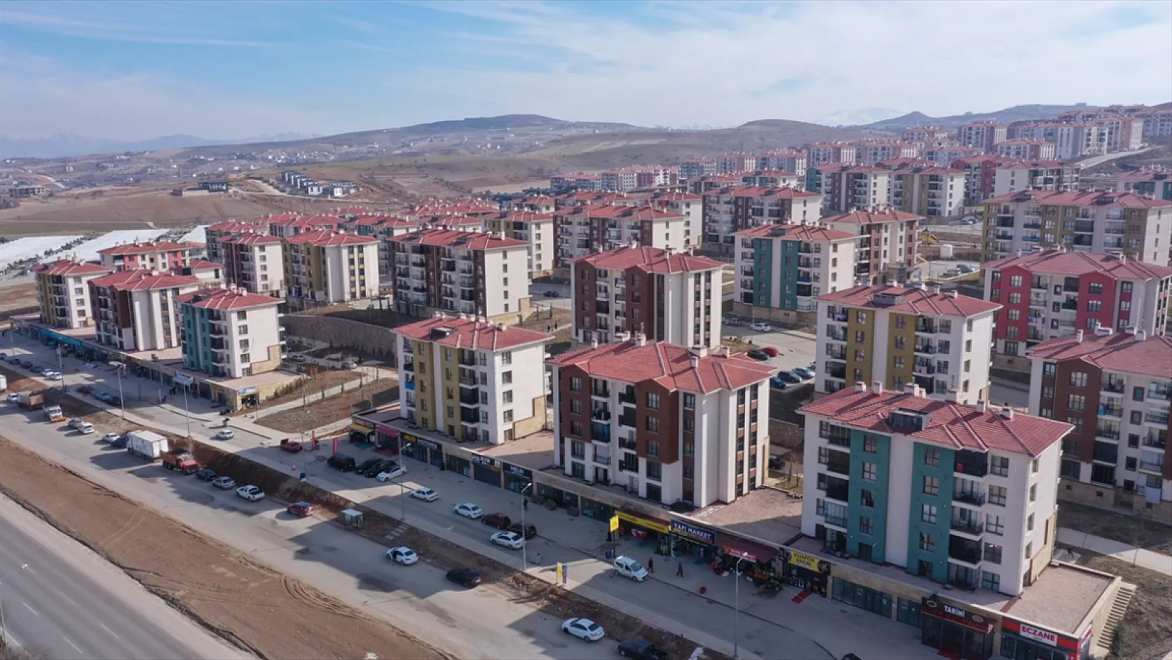 Elazığ'da 8 bin 834 konut hak sahiplerine teslim edildi