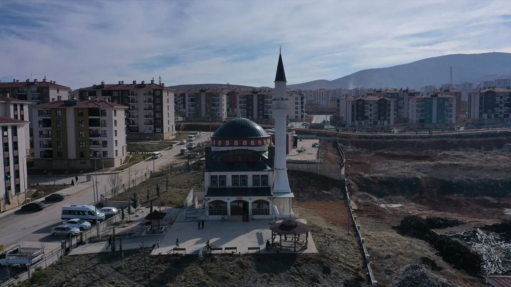 Elazığ'da 8 bin 834 konut hak sahiplerine teslim edildi