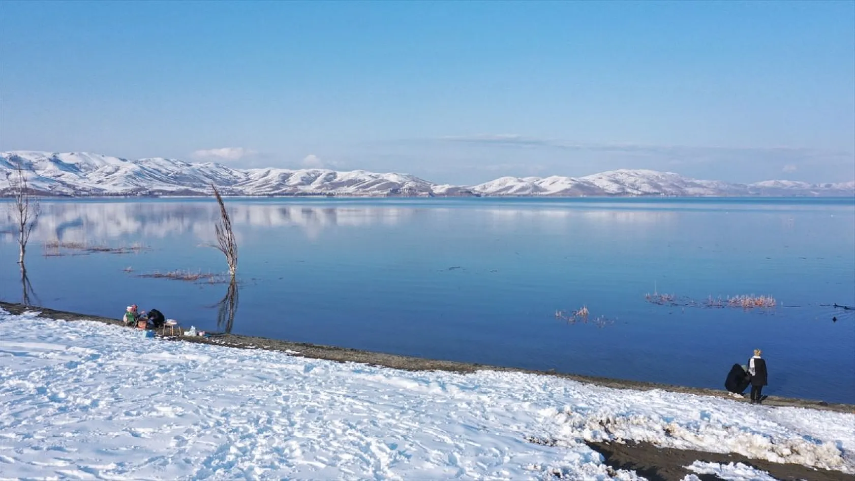 Hazar Gölü havadan görüntülendi