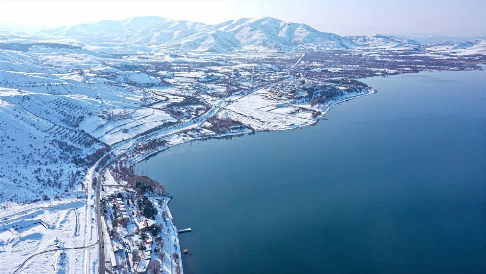 Hazar Gölü havadan görüntülendi