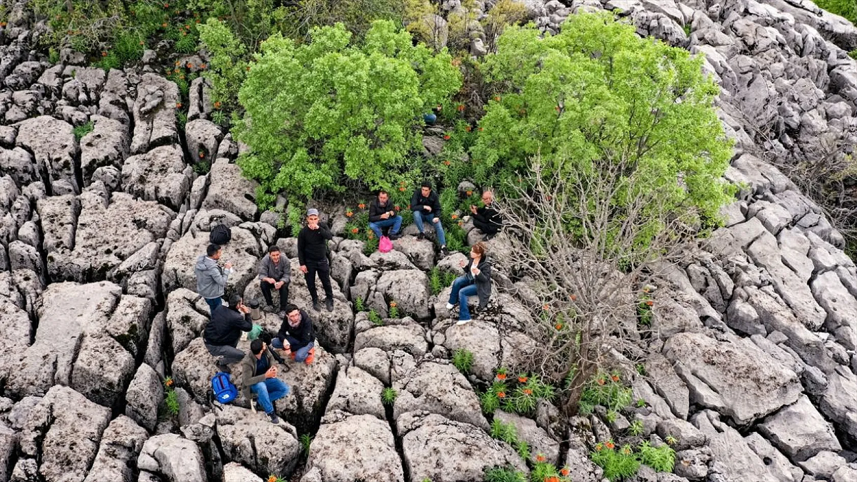 'Ağlayan gelin' için zirveye tırmanış