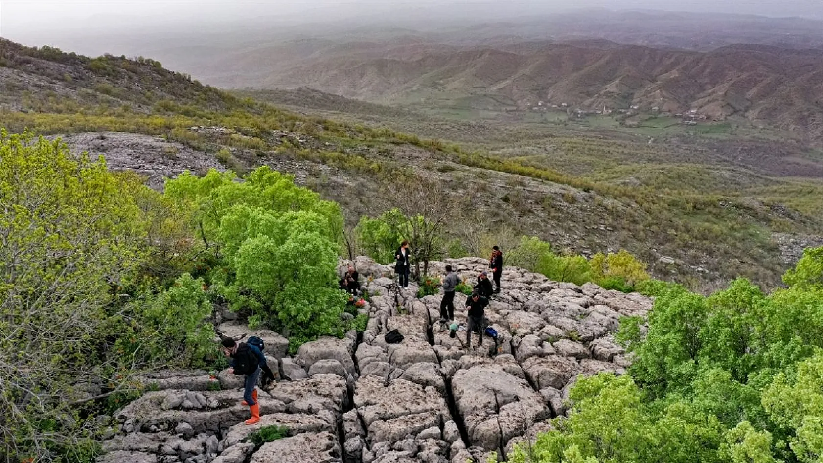 'Ağlayan gelin' için zirveye tırmanış