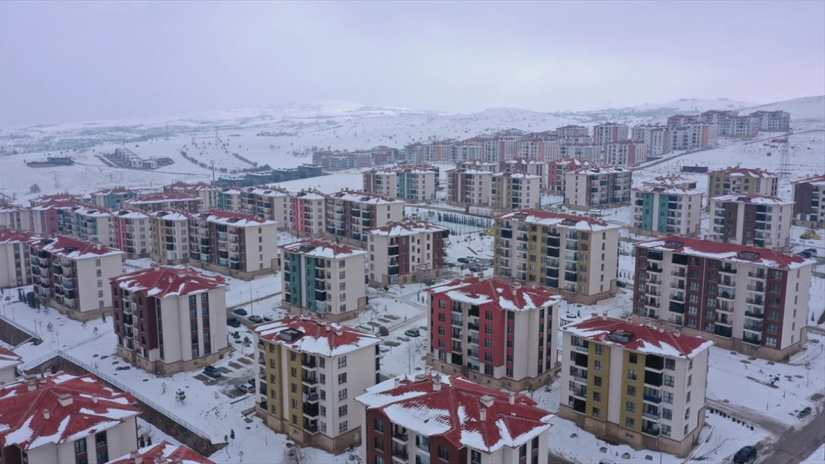 Elazığ'da 12 bin 462 konut teslim edildi