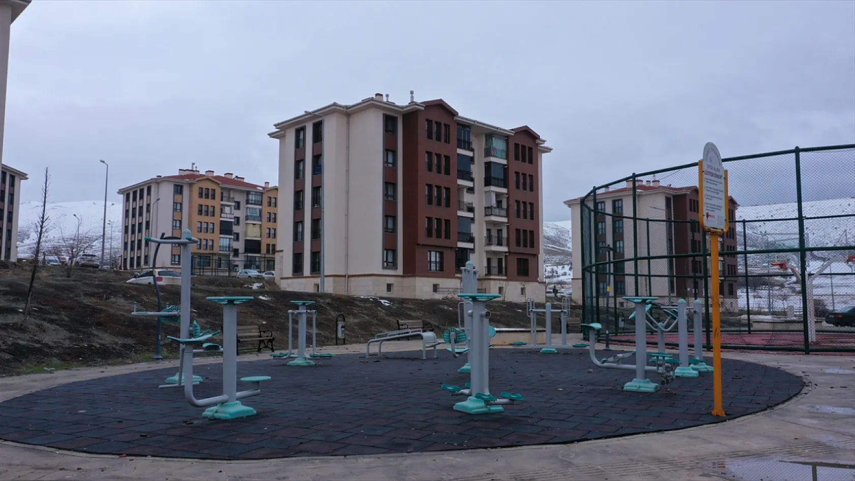 Elazığ'da 12 bin 462 konut teslim edildi