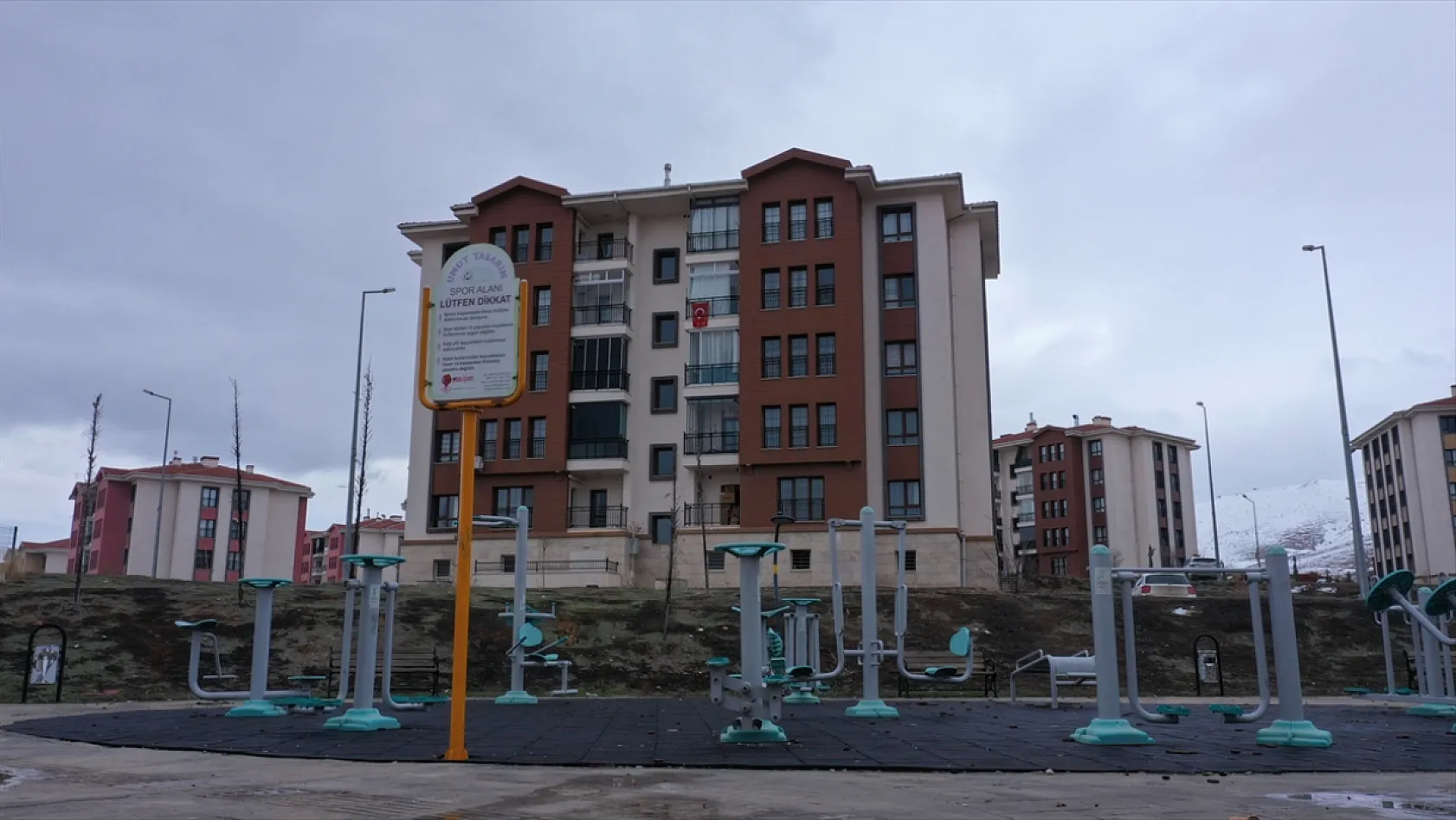 Elazığ'da 12 bin 462 konut teslim edildi