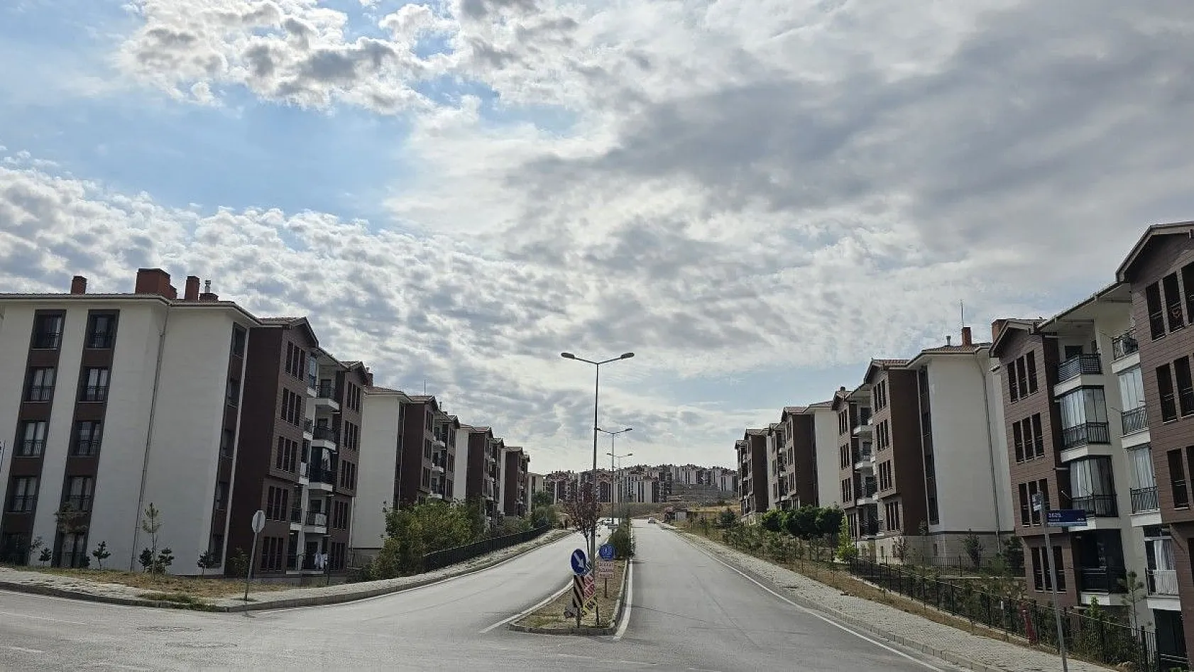 'Sirrokümülüs' bulutları görsel şölen oluşturdu