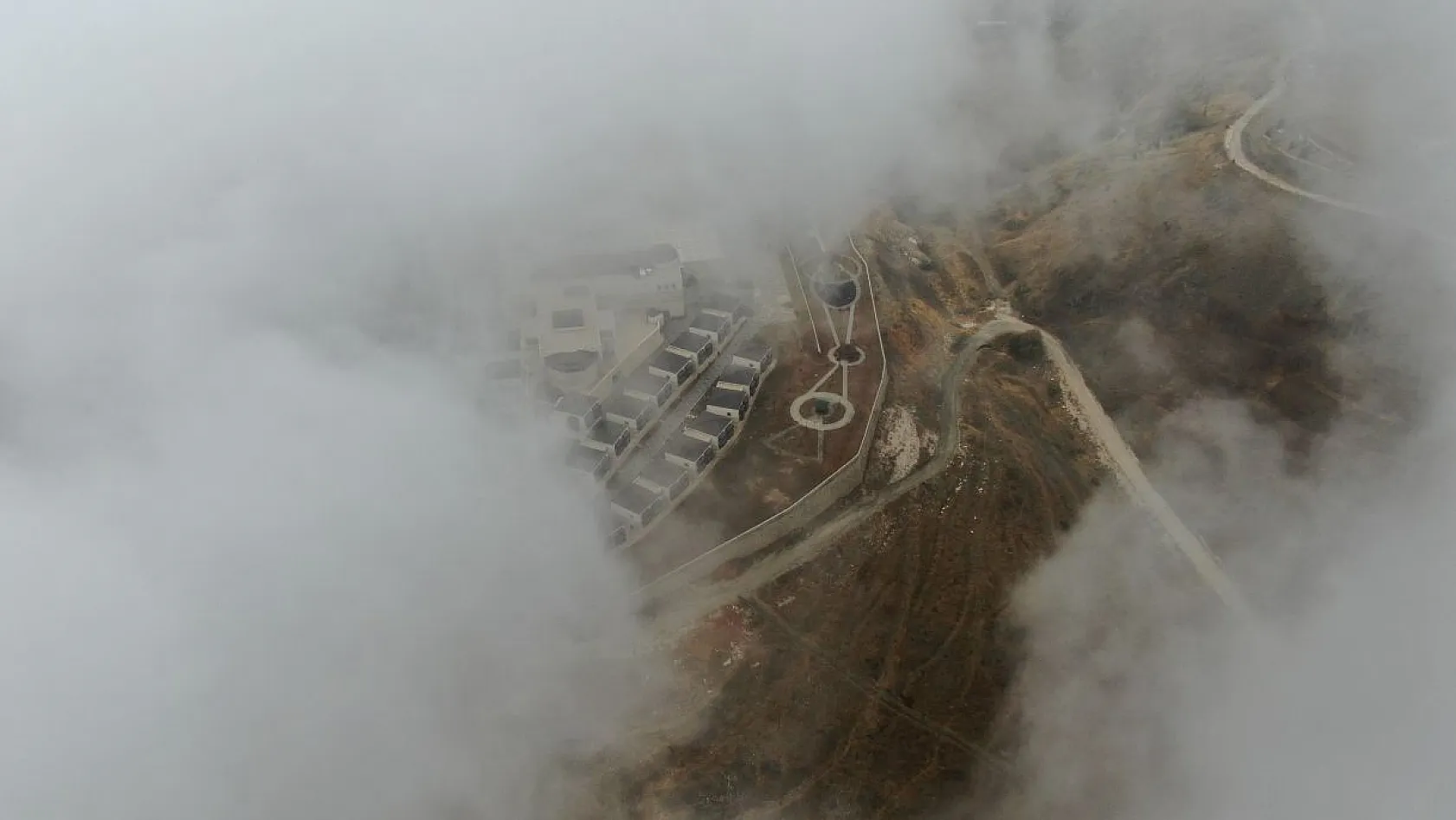 Elazığ'da sis büyüsü