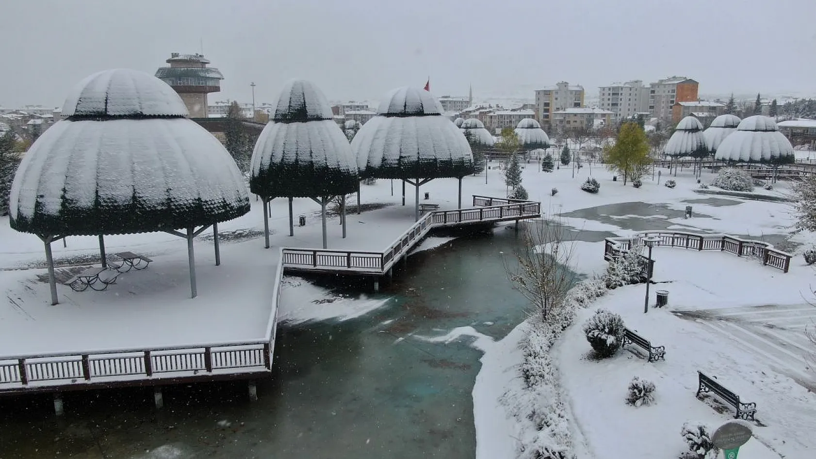 Elazığ beyaza büründü