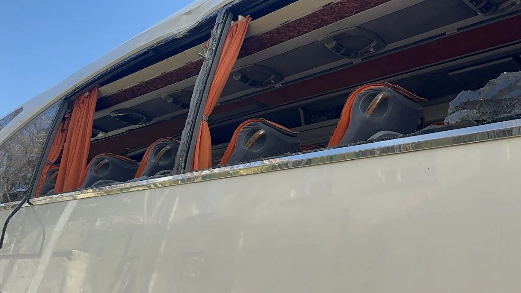 Elazığ'da otobüs kaçırma dehşeti!