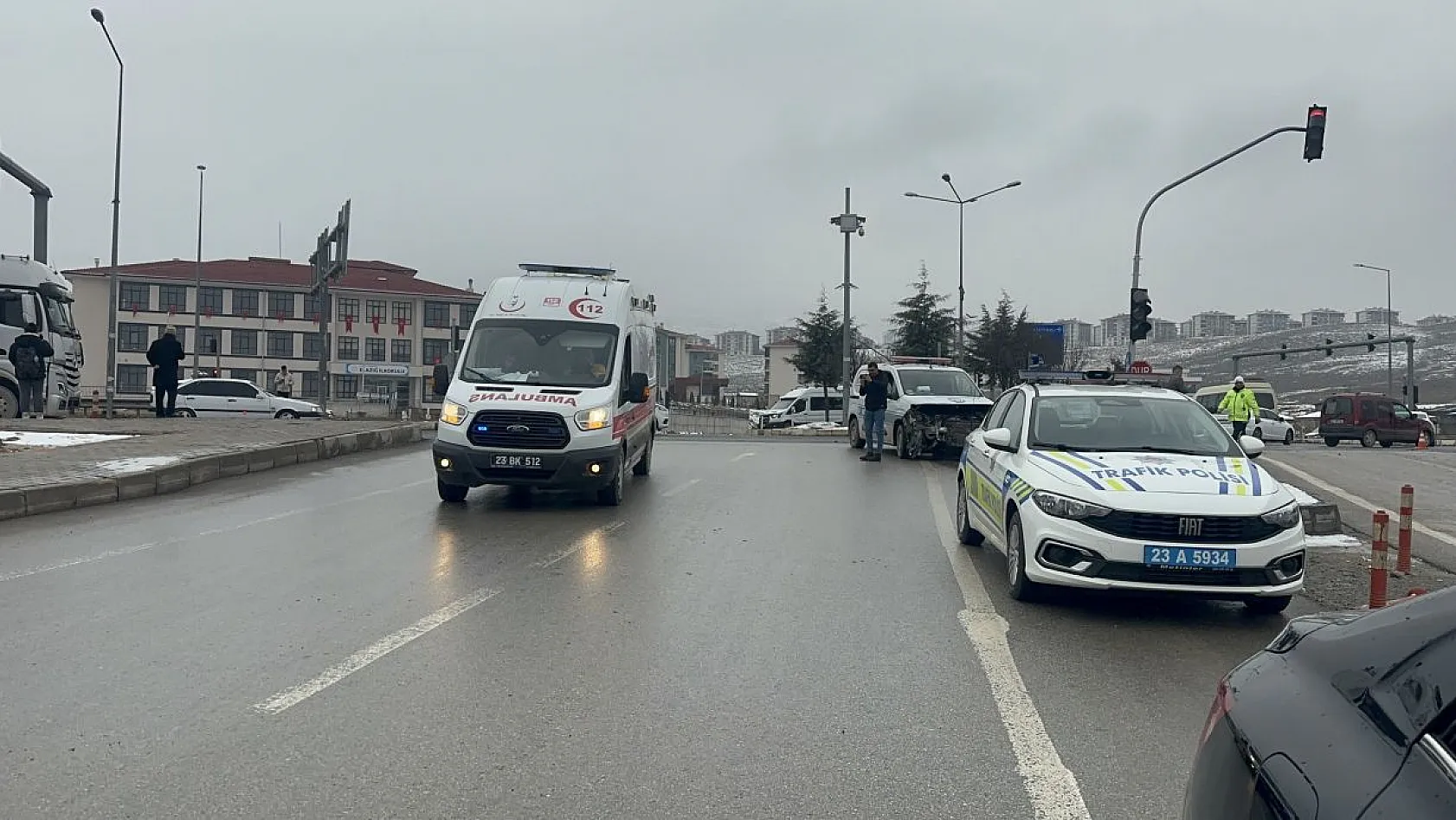 Güney Çevre Yolu'nda trafik kazası