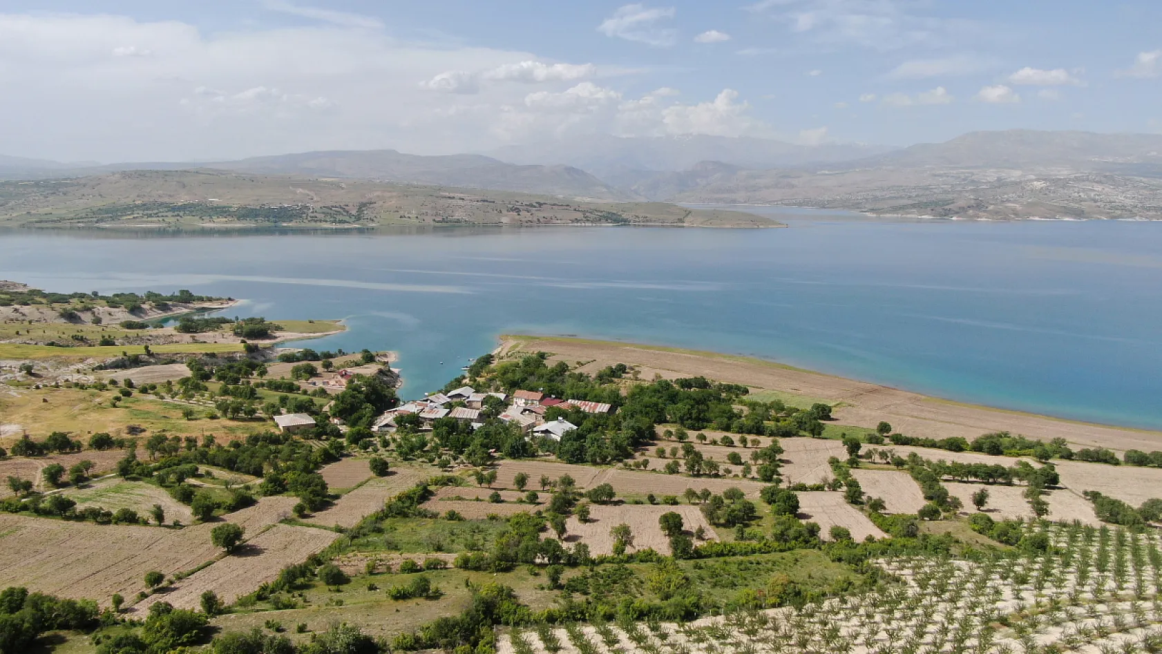 Elazığ'da bu köyden 4 il görülüyor