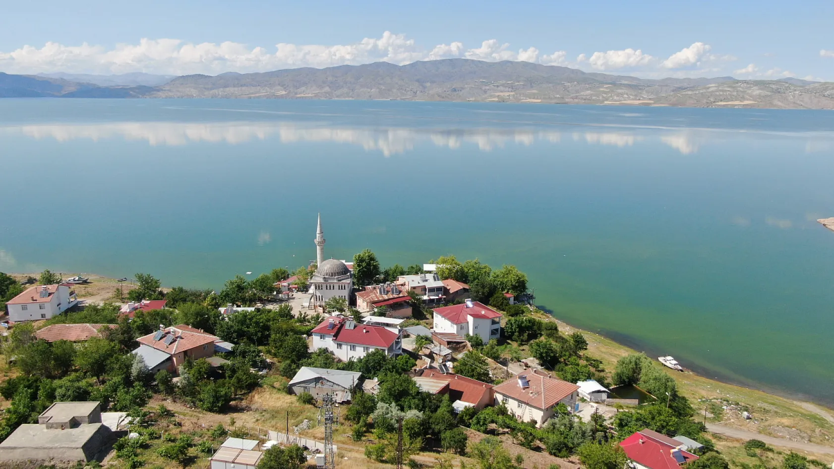 Elazığ'ın saklı cenneti göz kamaştırıyor