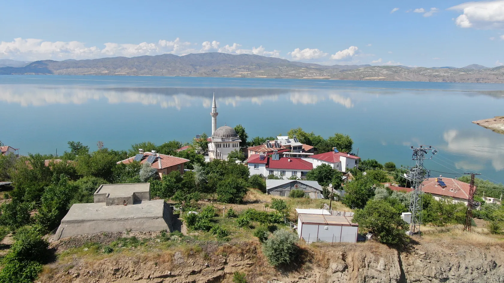 Elazığ'ın saklı cenneti göz kamaştırıyor