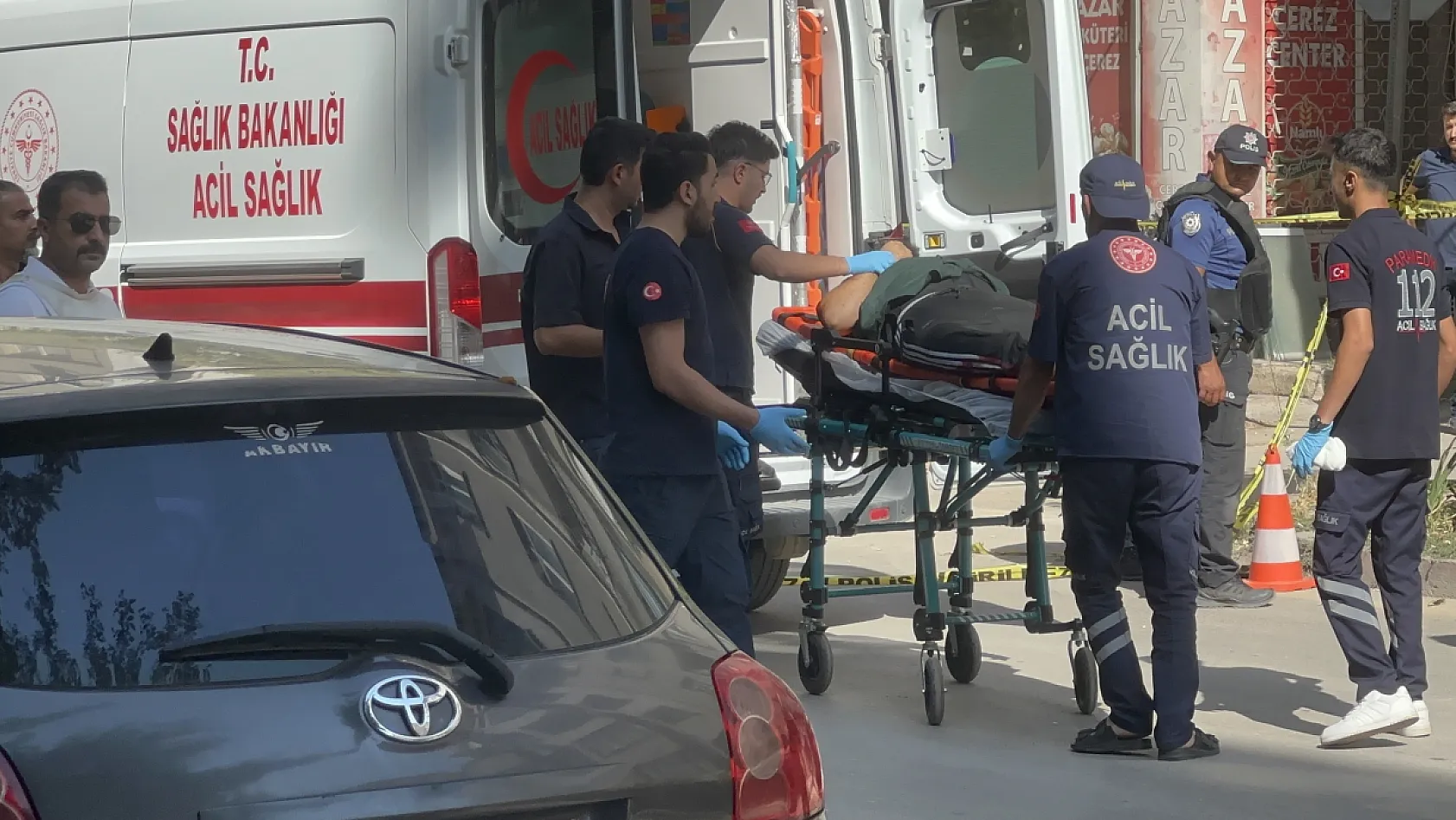 Elazığ'da sokak ortasında dehşet!