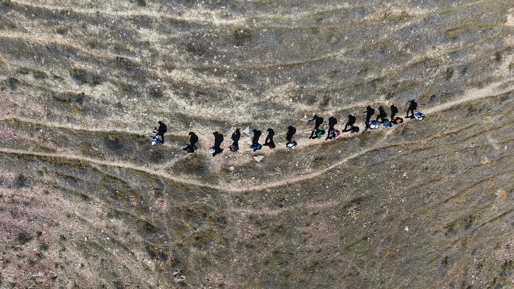 Elazığ'da bin yıllık manastıra zorlu yolculuk