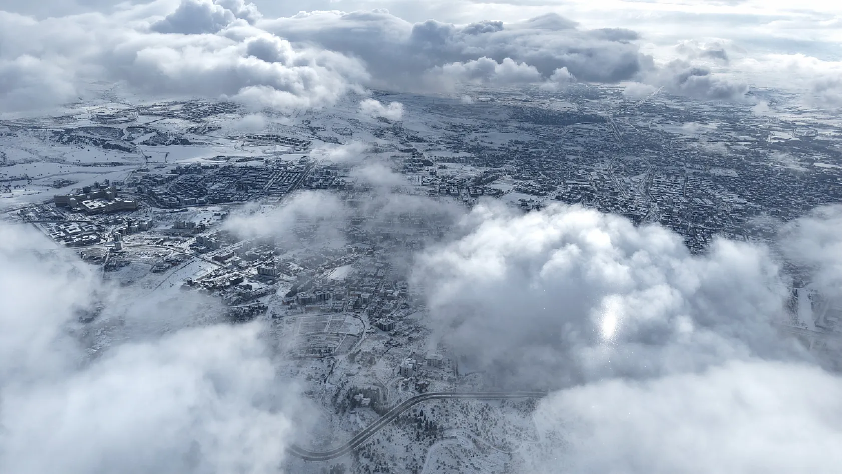 Elazığ'da kış manzaraları havadan görüntülendi