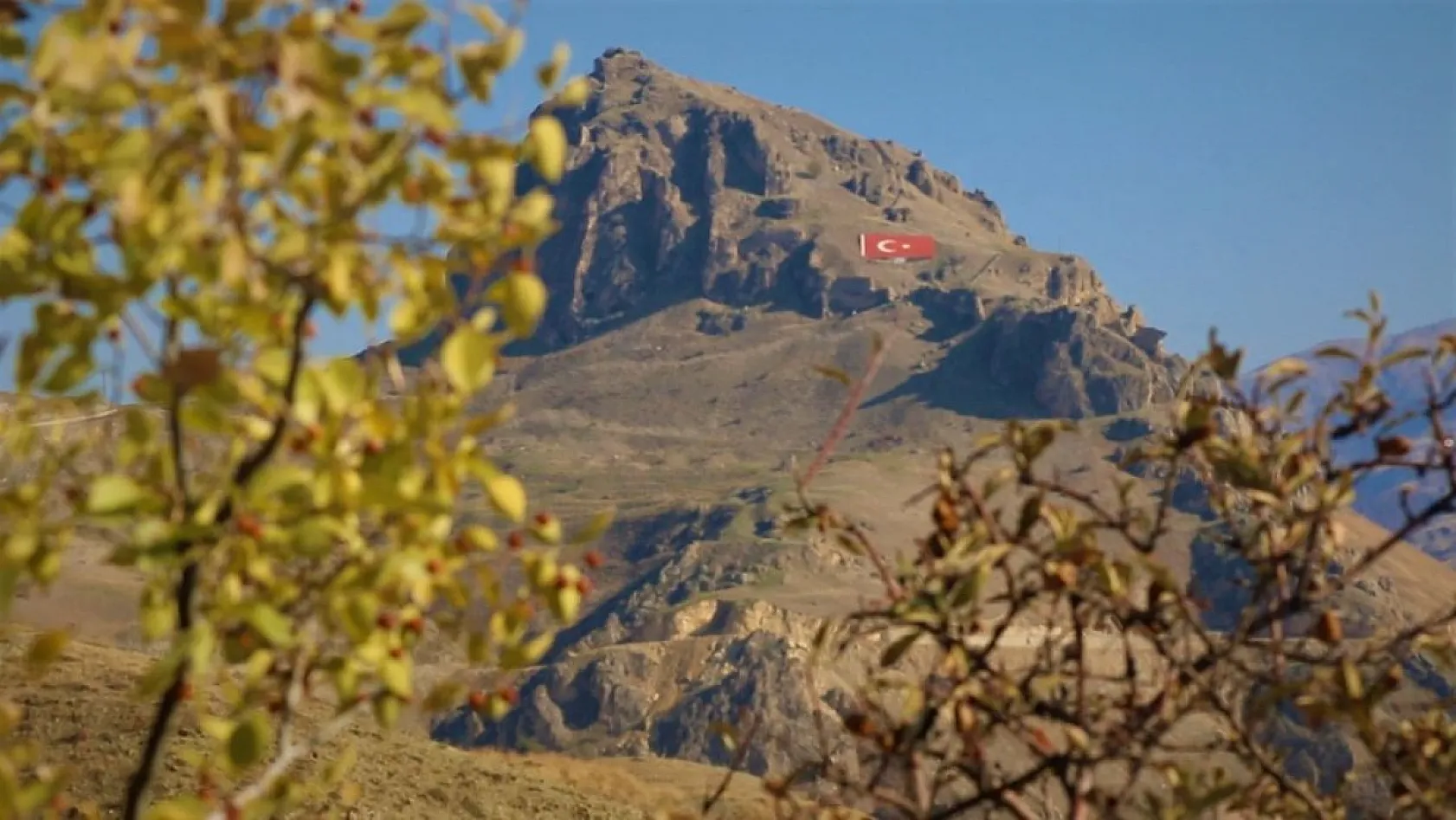 7 bin yıllık Palu ilçesi, ihtişamı ile yıllara meydan okuyor