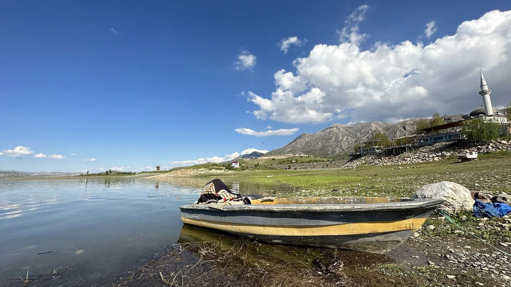 Aşağı İçme köyü, yeniden eski güzelliğine kavuştu