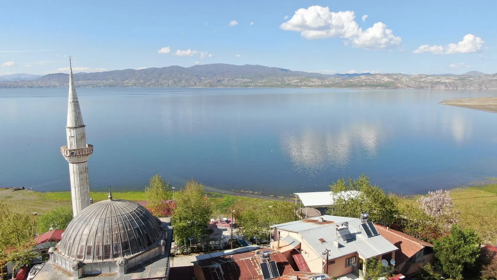 Aşağı İçme köyü, yeniden eski güzelliğine kavuştu