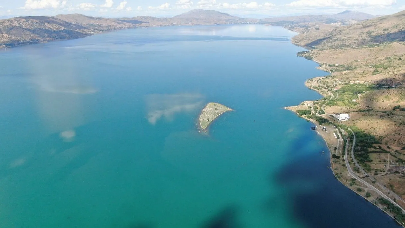 Sular yükseldi, 'Batık Şehir' görünmez hale geldi