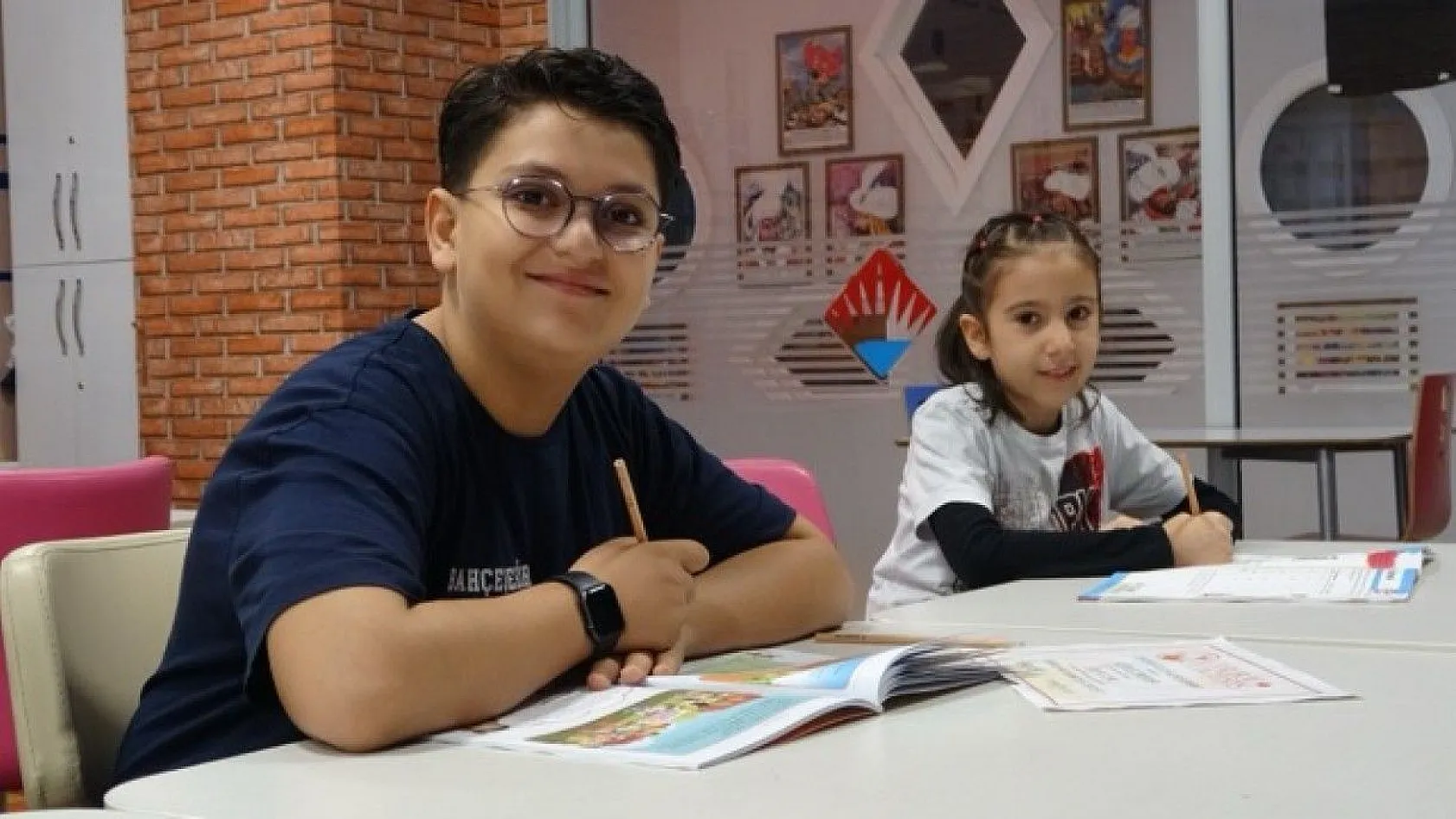 Bahçeşehirli öğrenciler dünya şampiyonu oldu