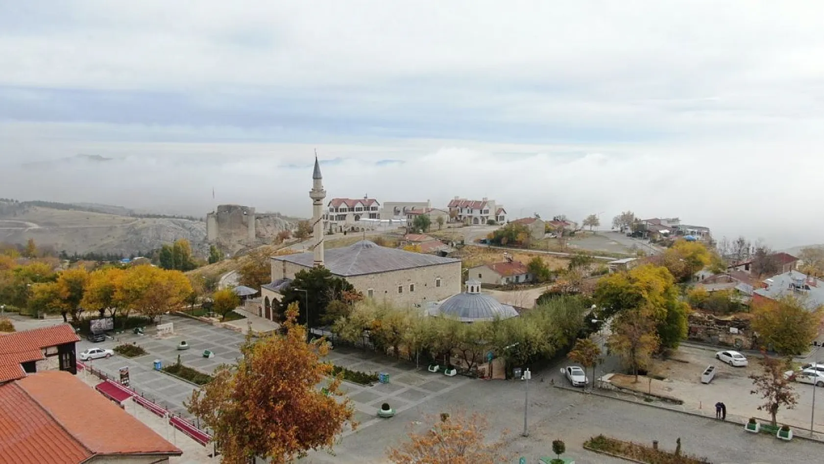 Elazığ sis denizinde kayboldu