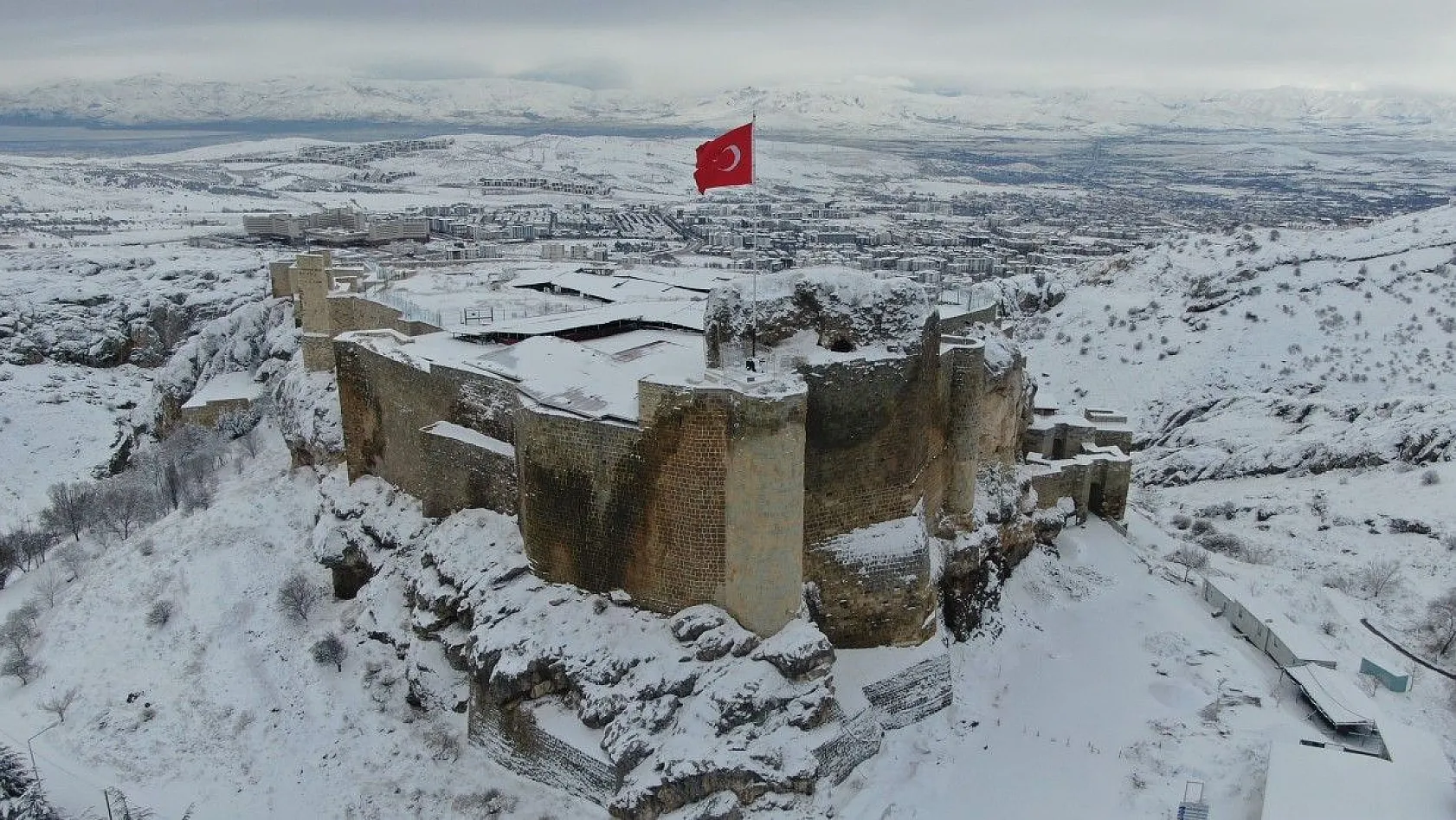 Harput beyaza büründü