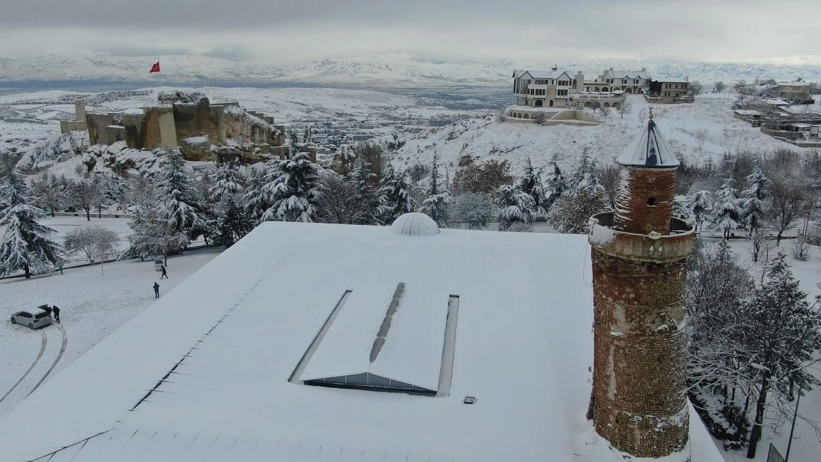 Harput beyaza büründü