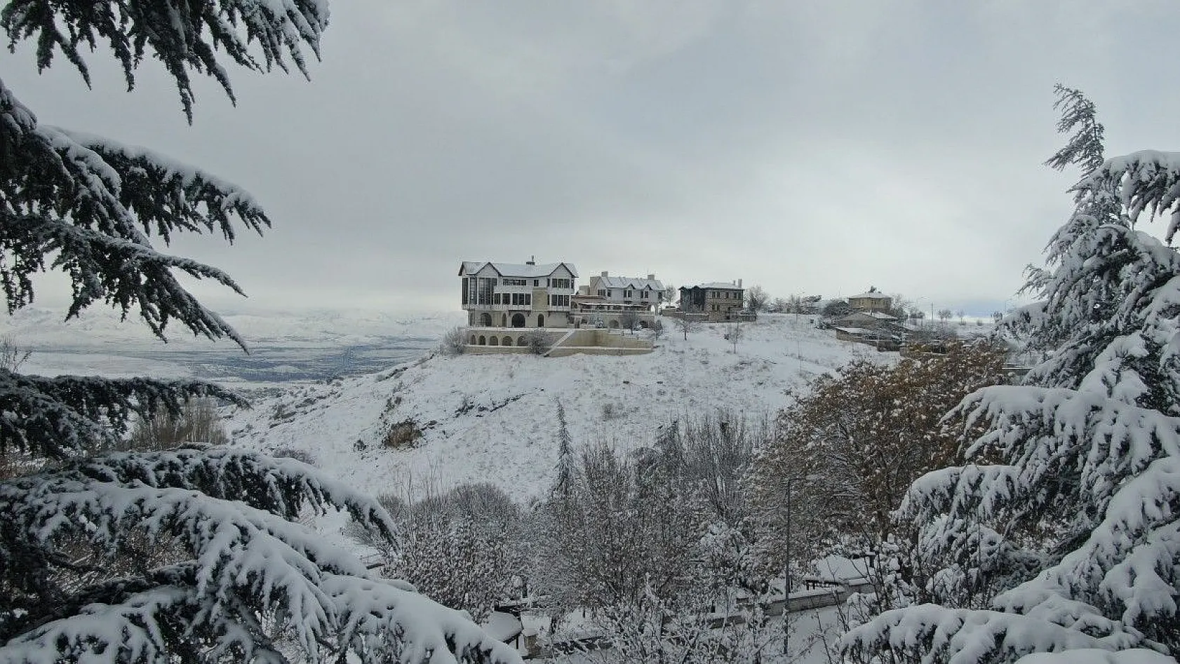 Harput beyaza büründü