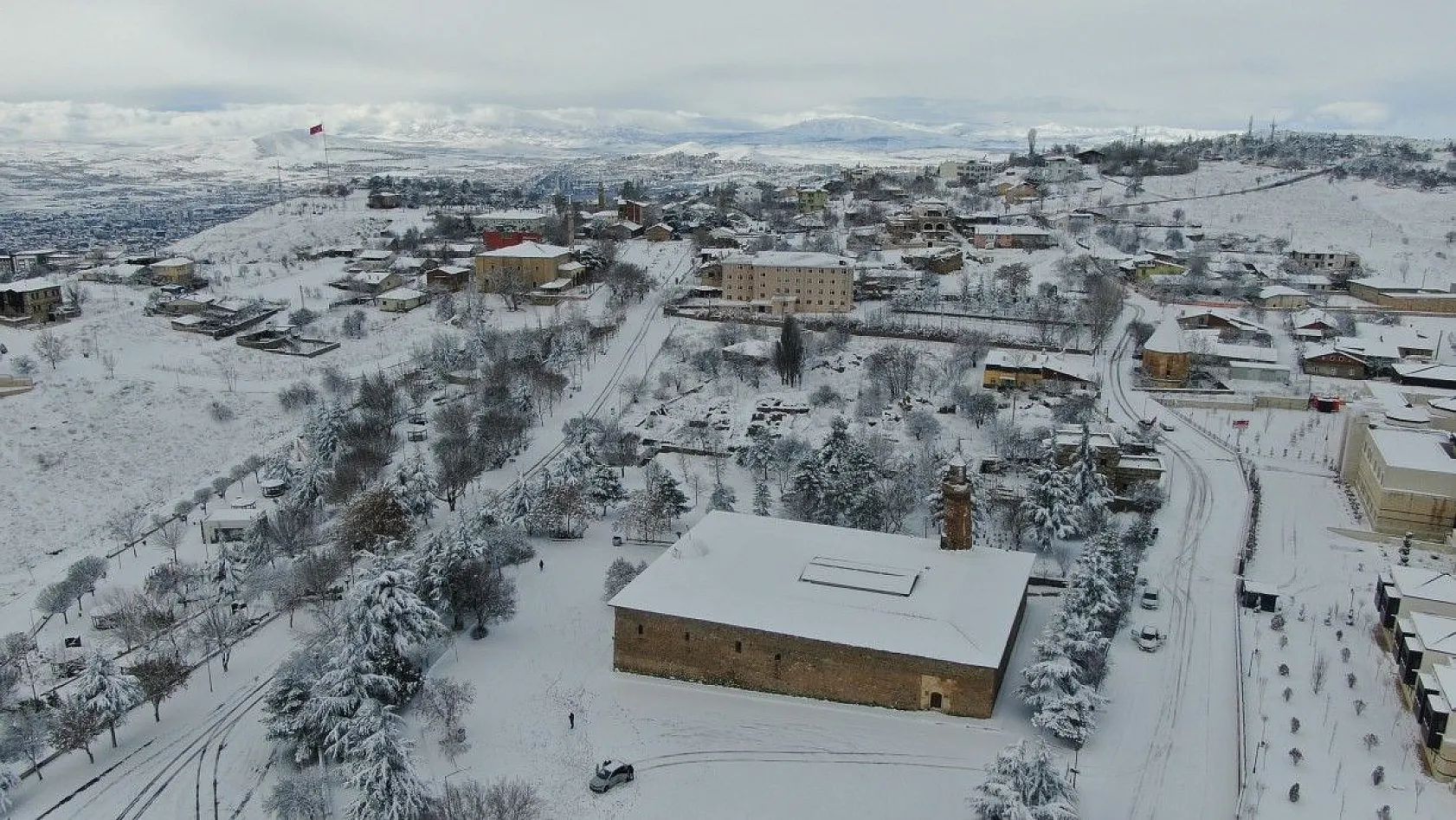 Harput beyaza büründü