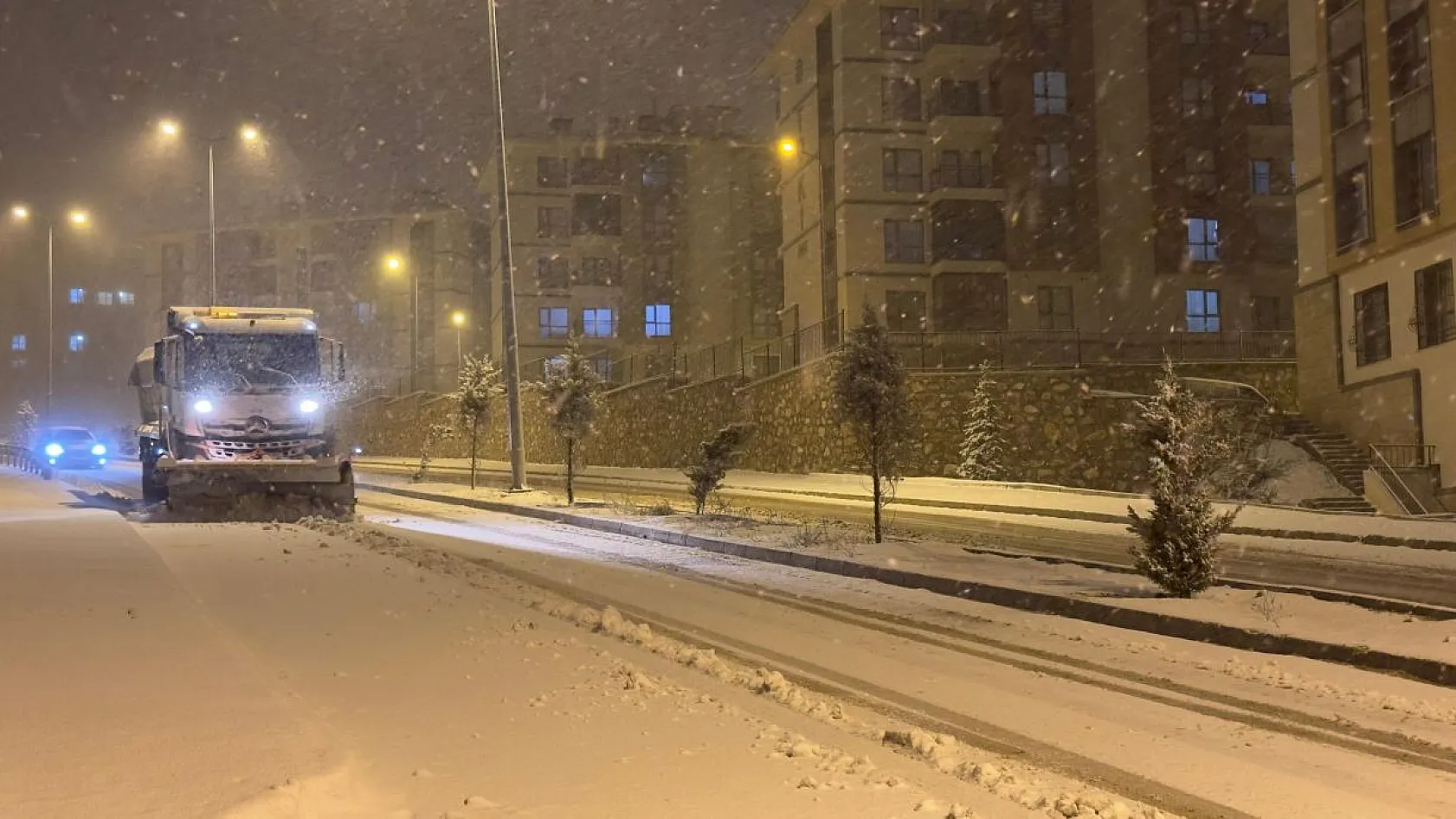 Elazığ'da karla mücadele seferberliği