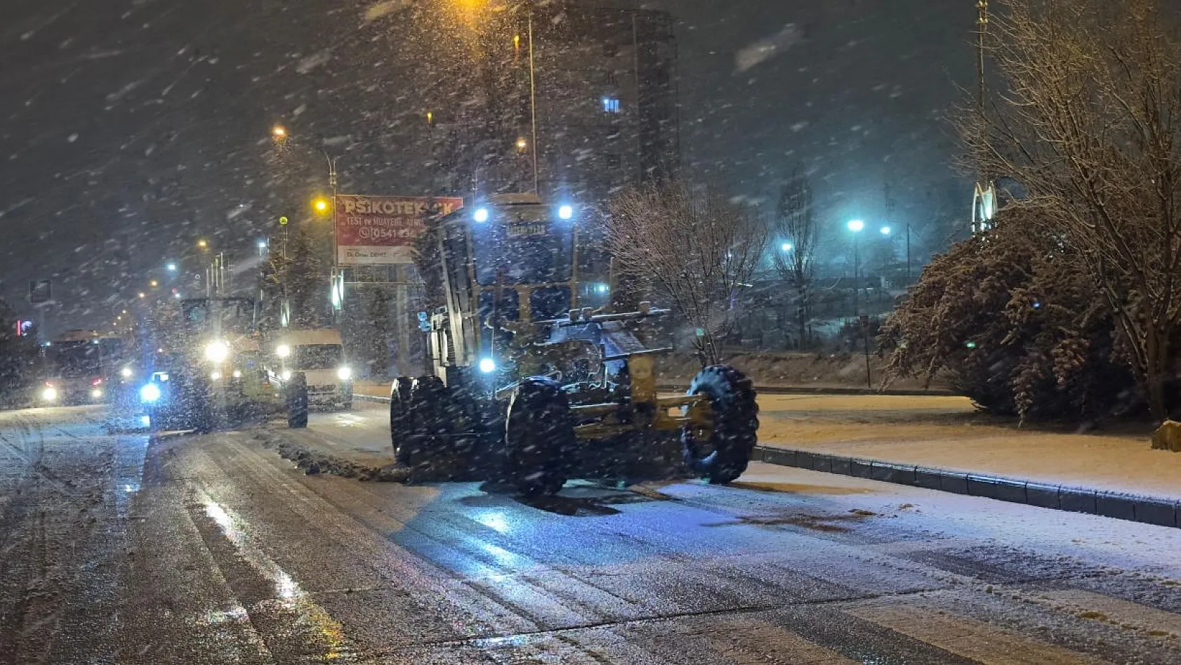 Elazığ'da karla mücadele seferberliği