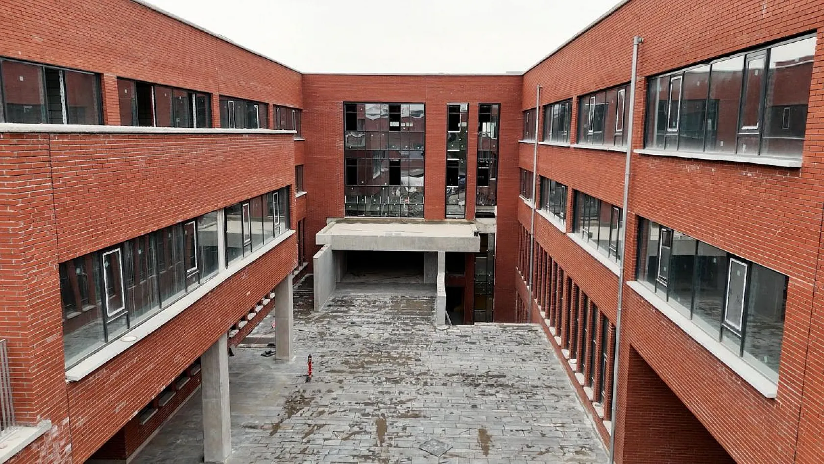 Modern okul projesi tamamlanıyor