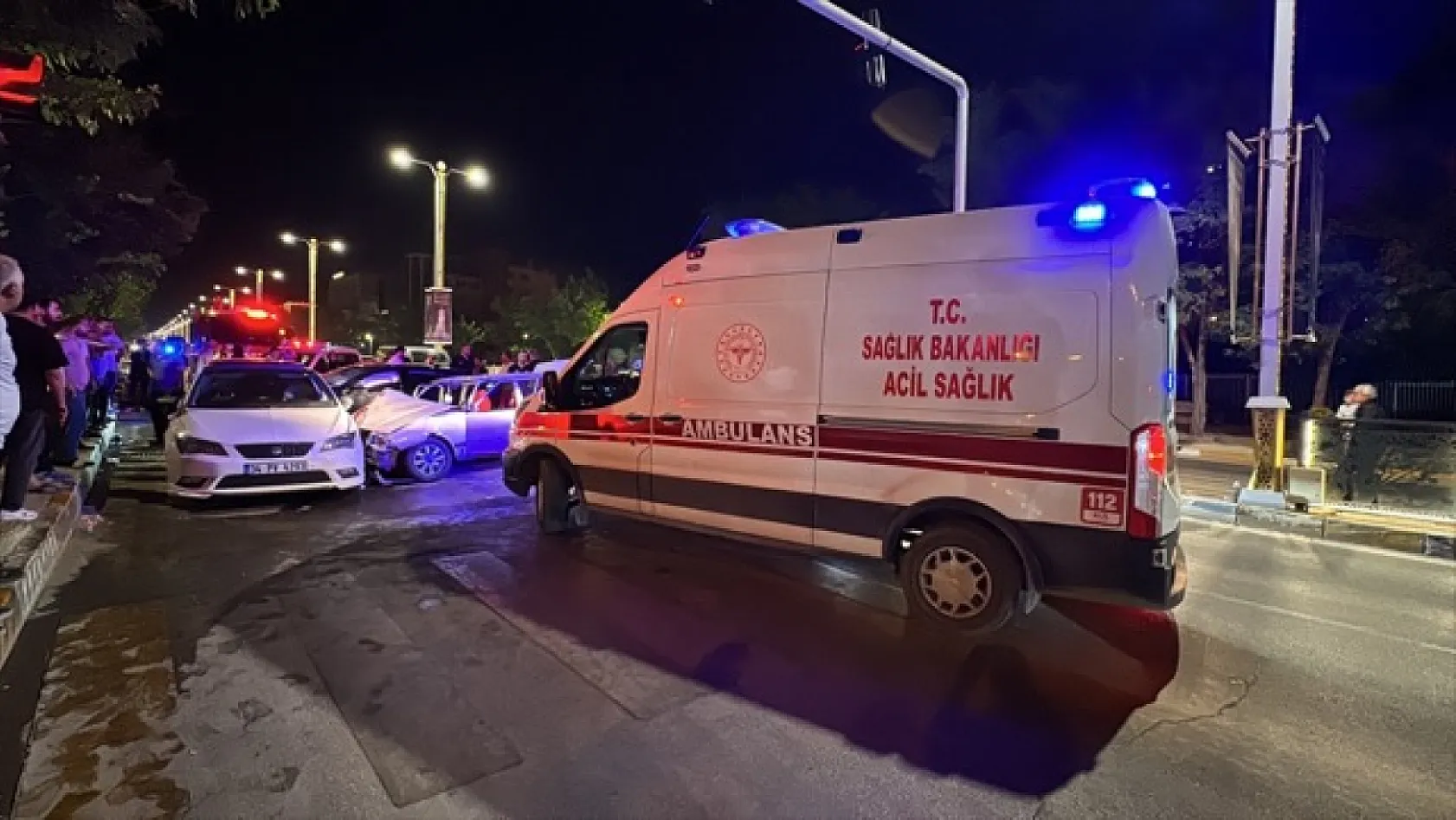 Elazığ'da zincirleme trafik kazası