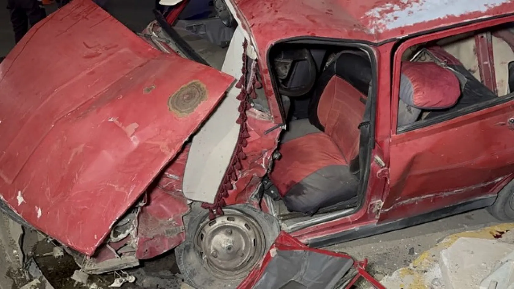 Elazığ'da feci kaza! Yaralılar var