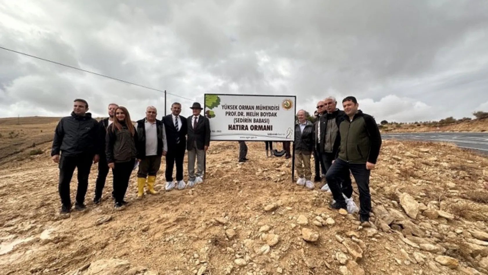 Prof. Dr. Melih Boydak Hatıra Ormanı'na fidan dikildi