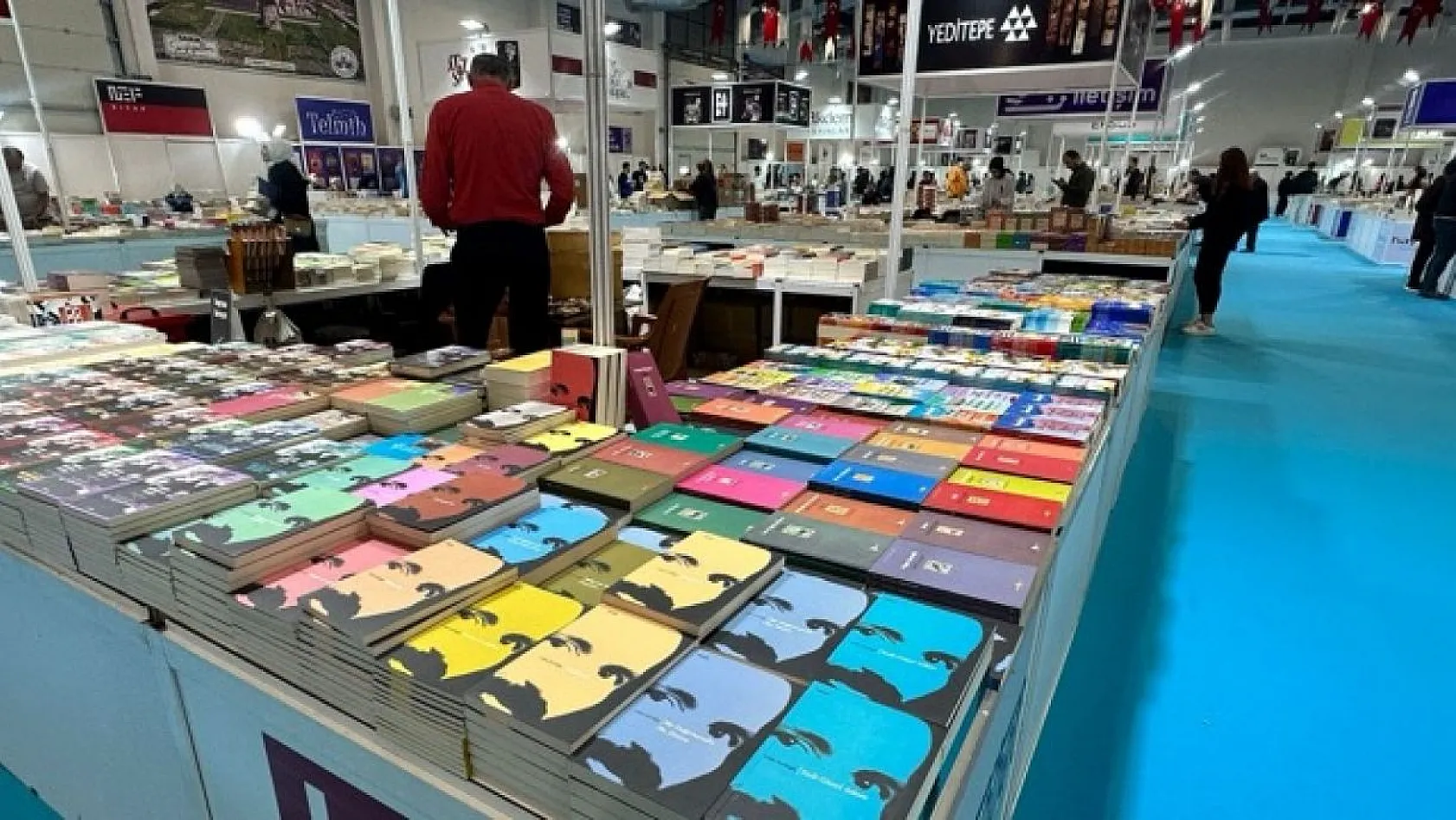 4. Kitap Fuarı kapılarını açtı