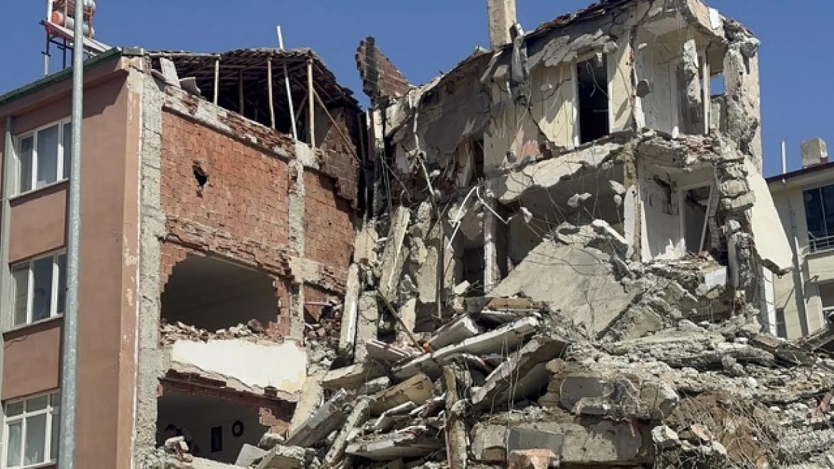 Böyle yıkım görülmedi!