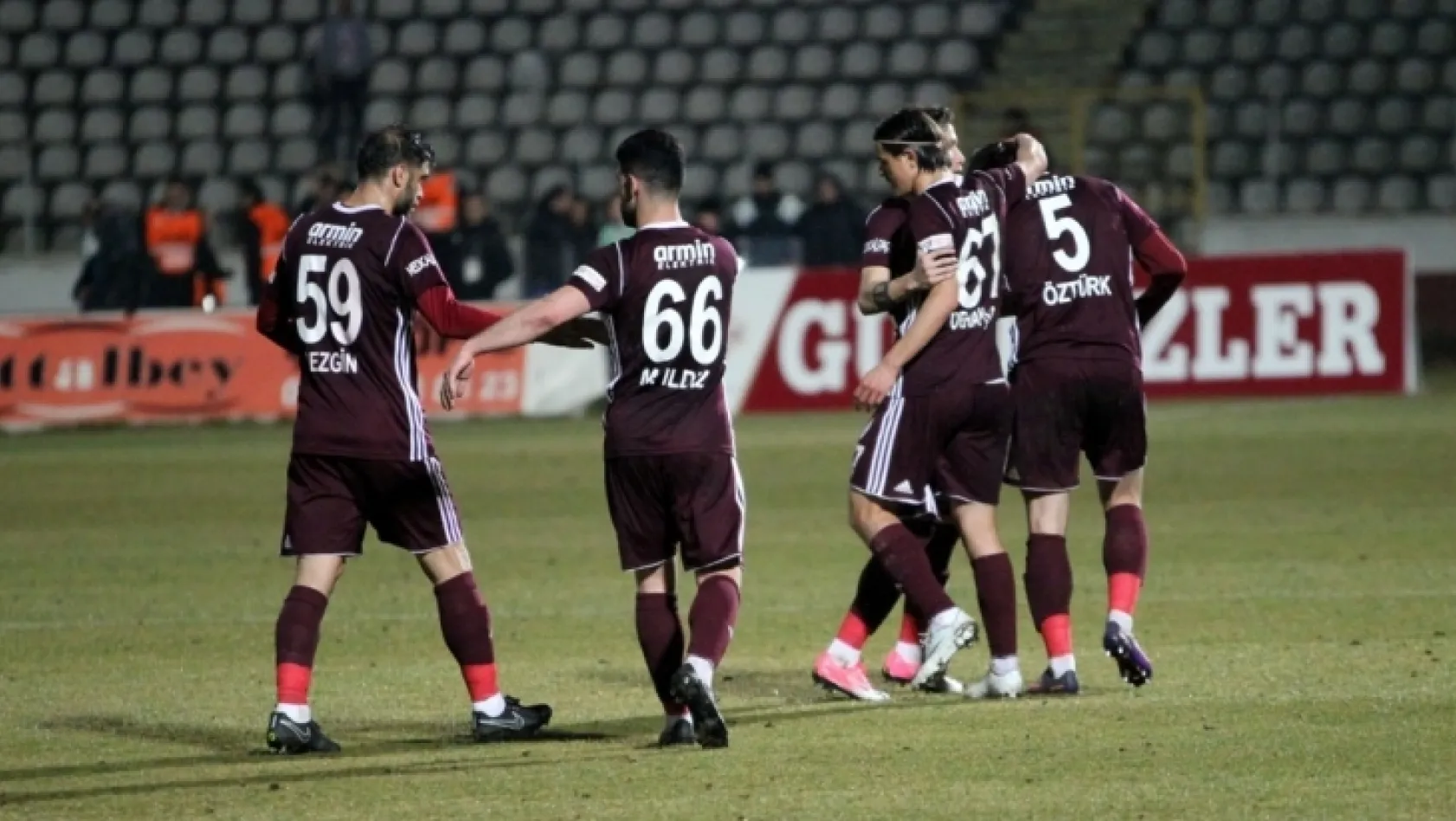 Tetiş Yapı Elazığspor - Akın Çorap Giresunspor maçından fotoğraflar