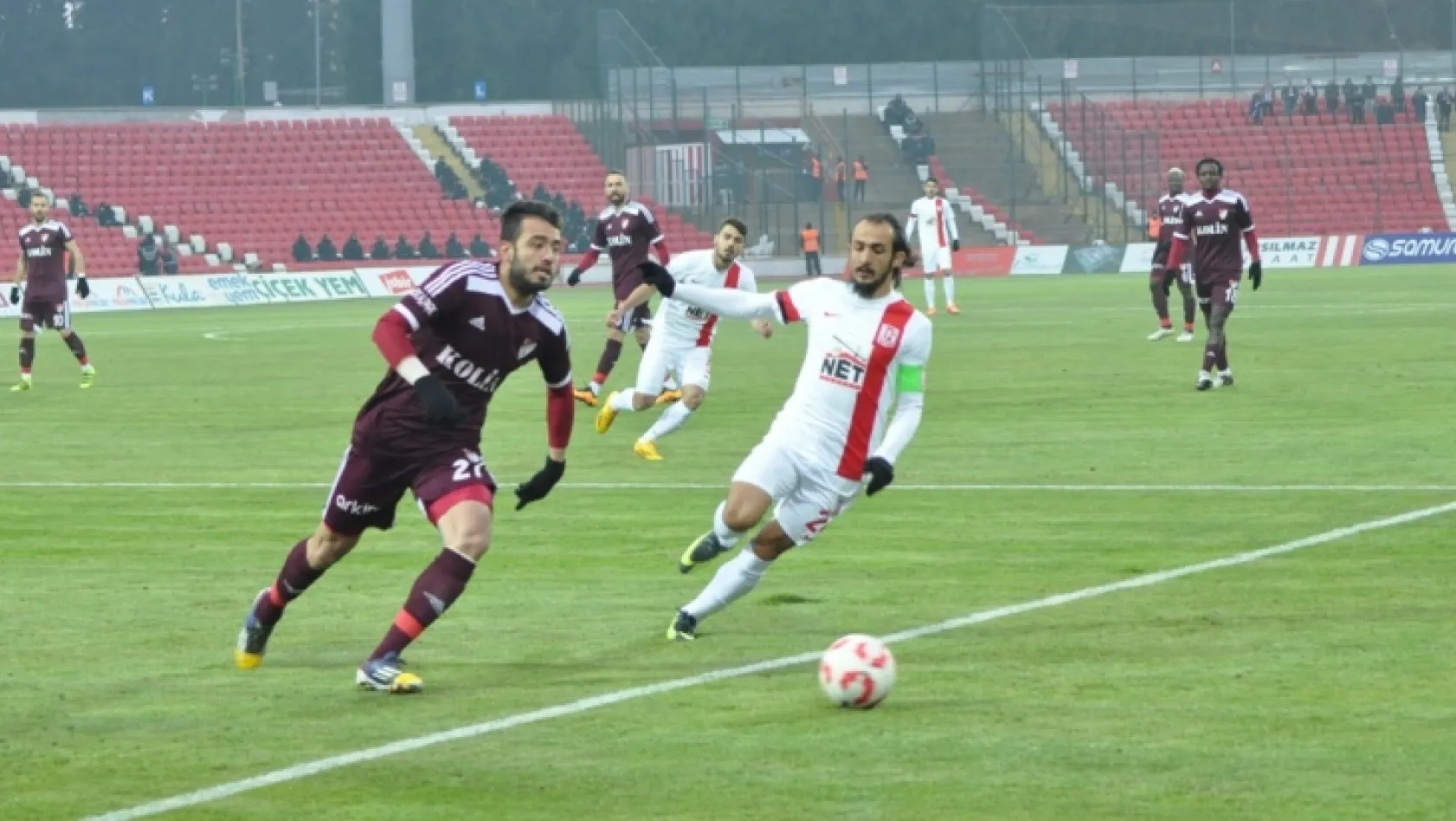 Balıkesirspor - Elazığspor maçının fotoğrafları