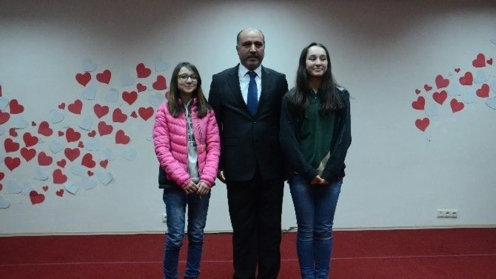 Özel Bilge Olimpiyat Okullarından TEOG Türkiye 1'incisi öğrenciler için tören
