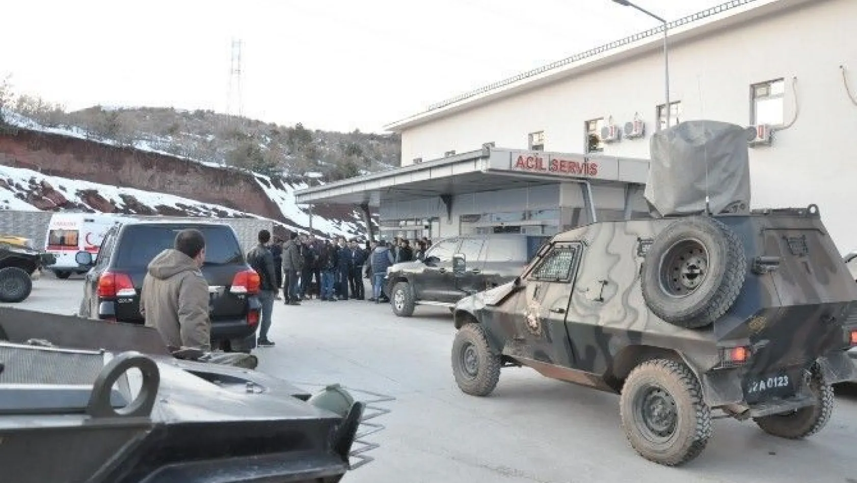 Konteynırda saklanan PKK'lılarla çatışma çıktı