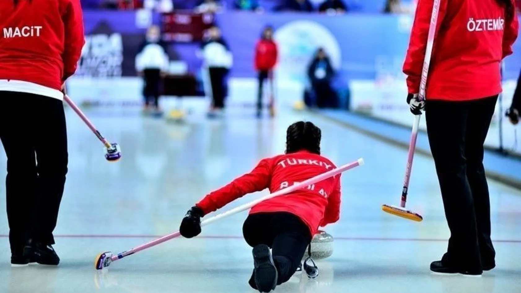 Türkiye'nin Curlingdeki ilk zaferi
