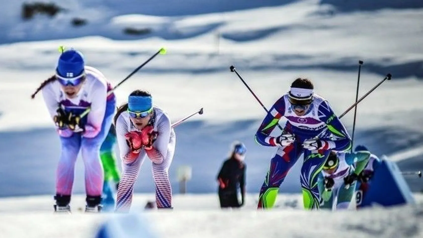 Kayaklı koşuda zafer Rusya'nın
