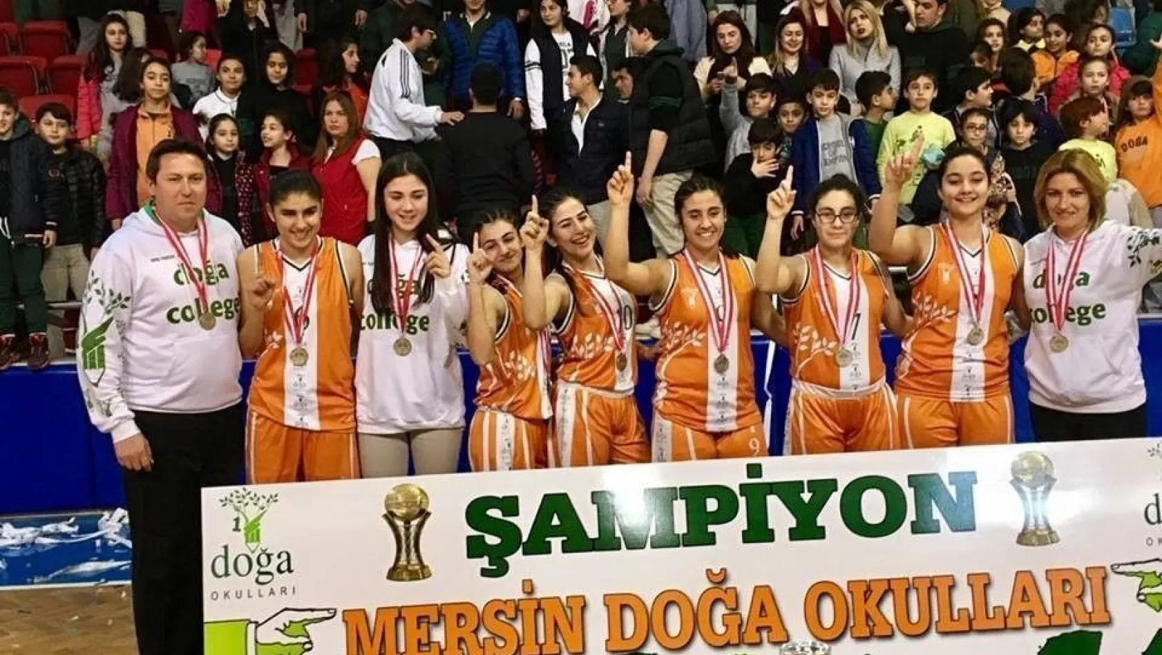 Malatyalı basketbolcu Ayliz Kılınçer Mersin'deki ilk senesinde şampiyonluk yaşadı
