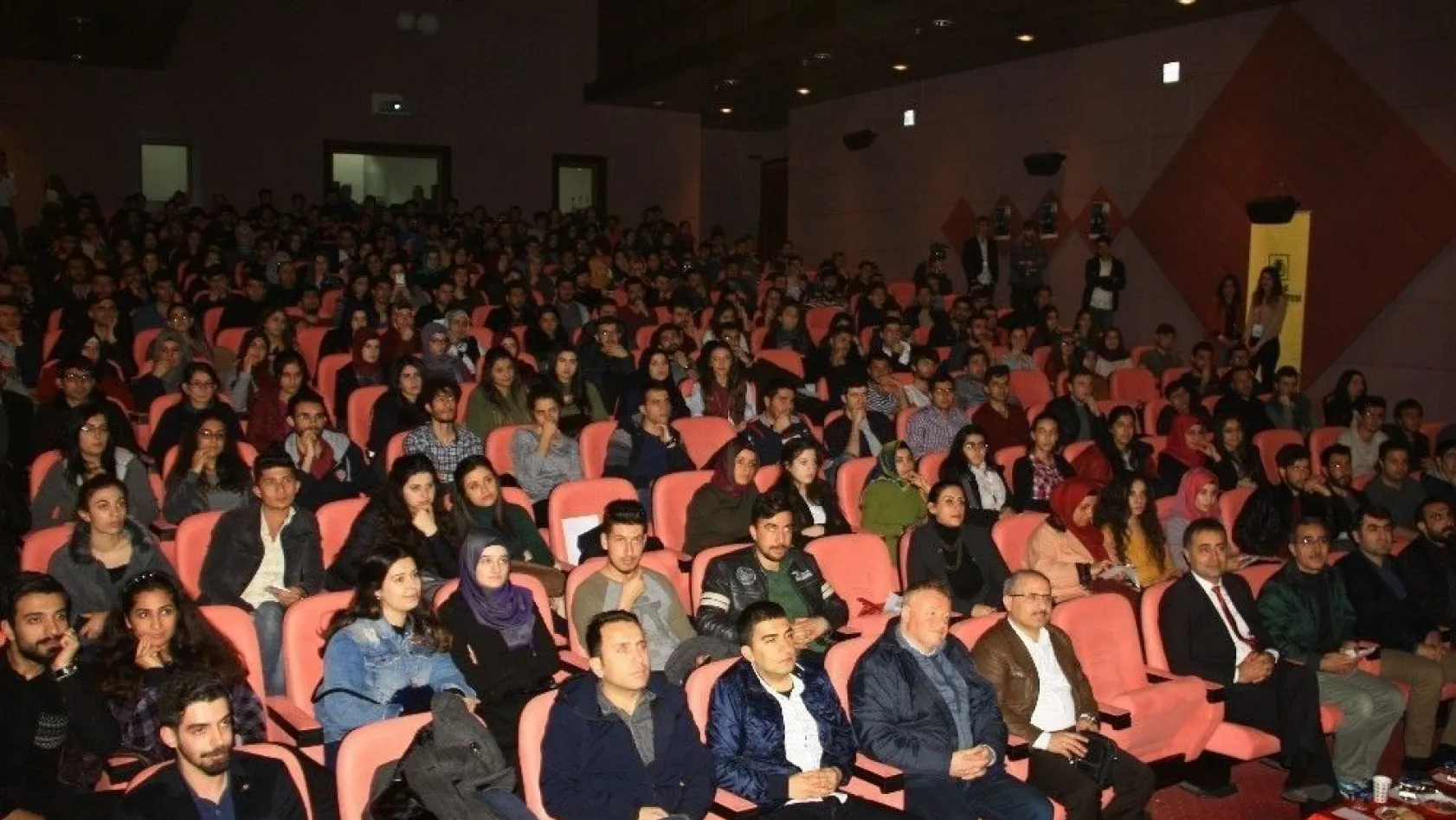 DÜ'de 'Sürdürülebilirlik' semineri
