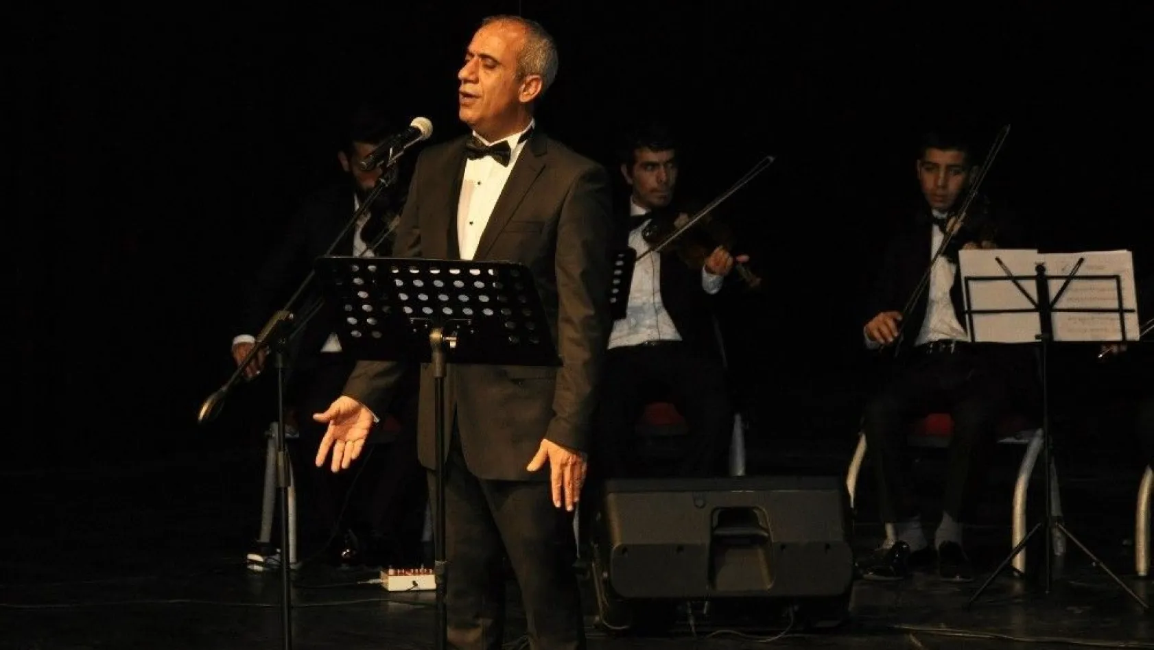 Çanakkale Zaferi, Diyarbakır'da Kürtçe Çanakkale Türküsü ile kutlandı

