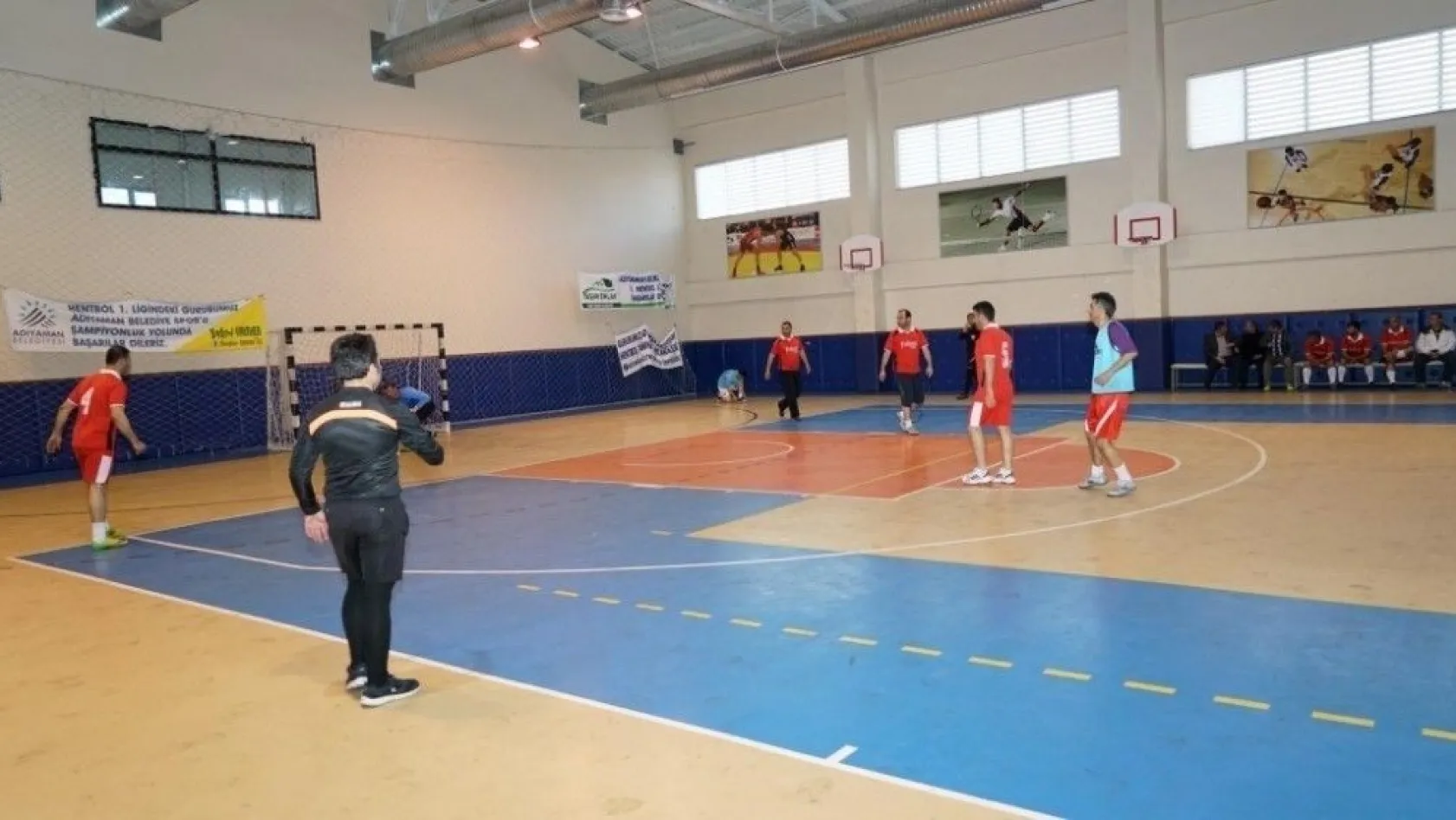Adıyaman Belediyesi Birimlerarası Futsal Turnuvası başladı
