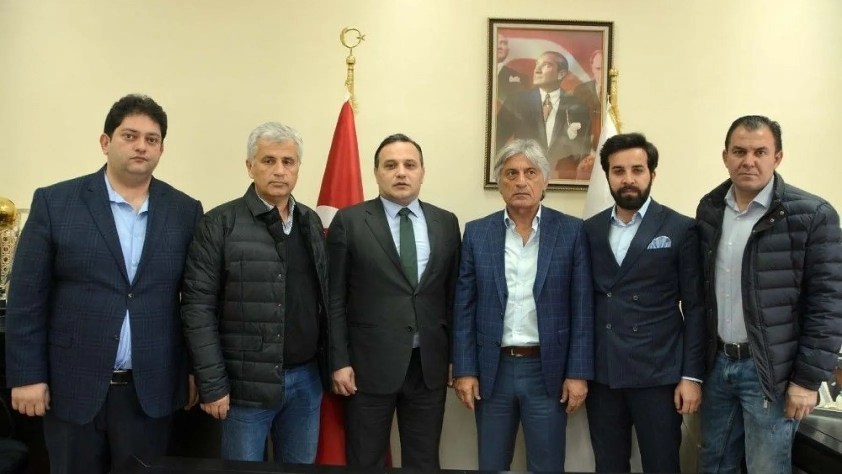 B.B.Erzurumspor Teknik Direktörlüğüne getirilen Kılıç: 'Erzurum'da şampiyonluğu kucaklamak istiyoruz'

